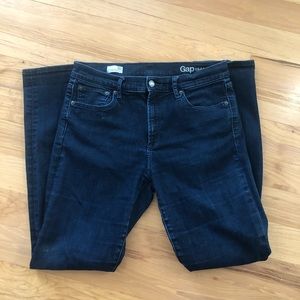 GAP Women's Dark Blue Skinny Jeans, size 32